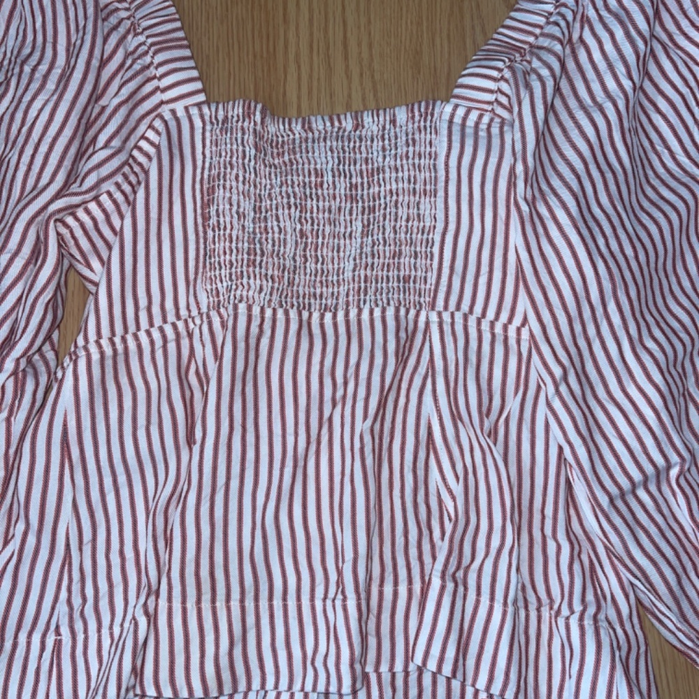 CAbi Red and White Striped Puff Long Sleeve Smocked Back Top / Blouse Size Small - Picture 8 of 8